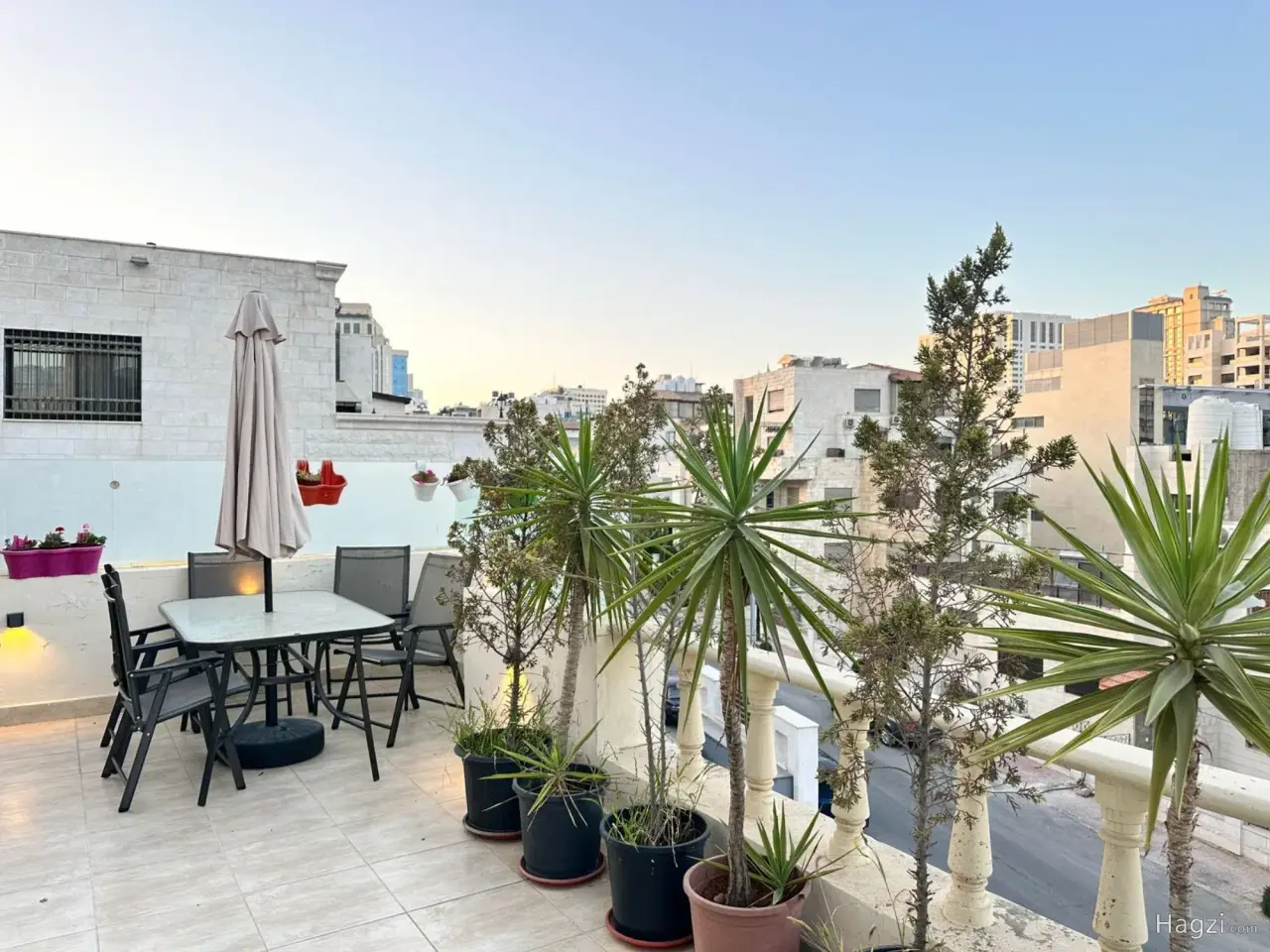 Photograph 3 of 12