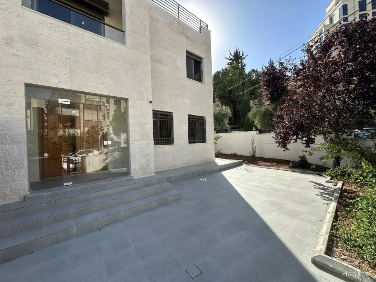 Unfurnished Duplex-apartment for rent in Abdoun #10816