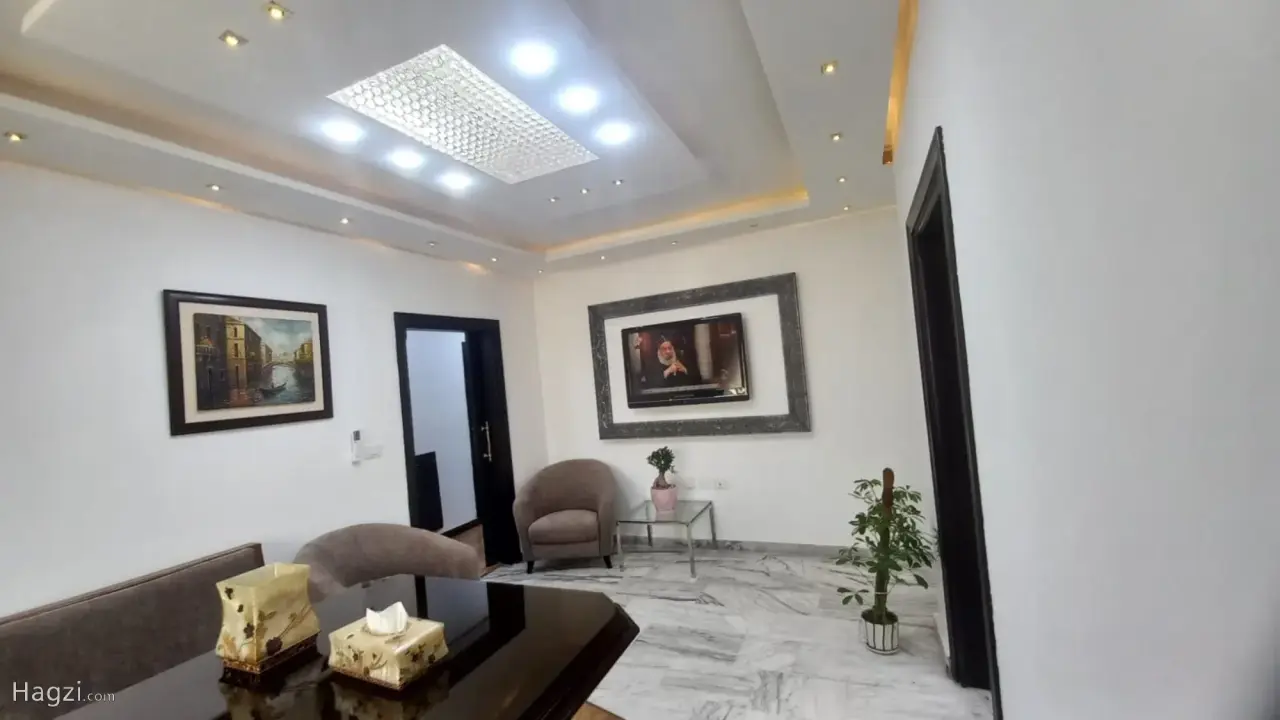 الصورة 10 من 12