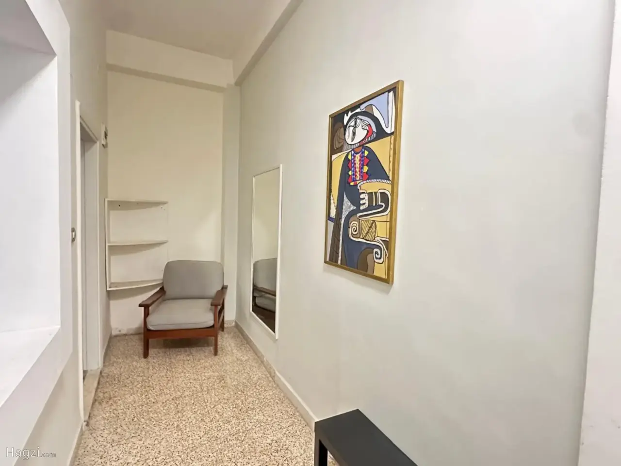 Photograph 3 of 10
