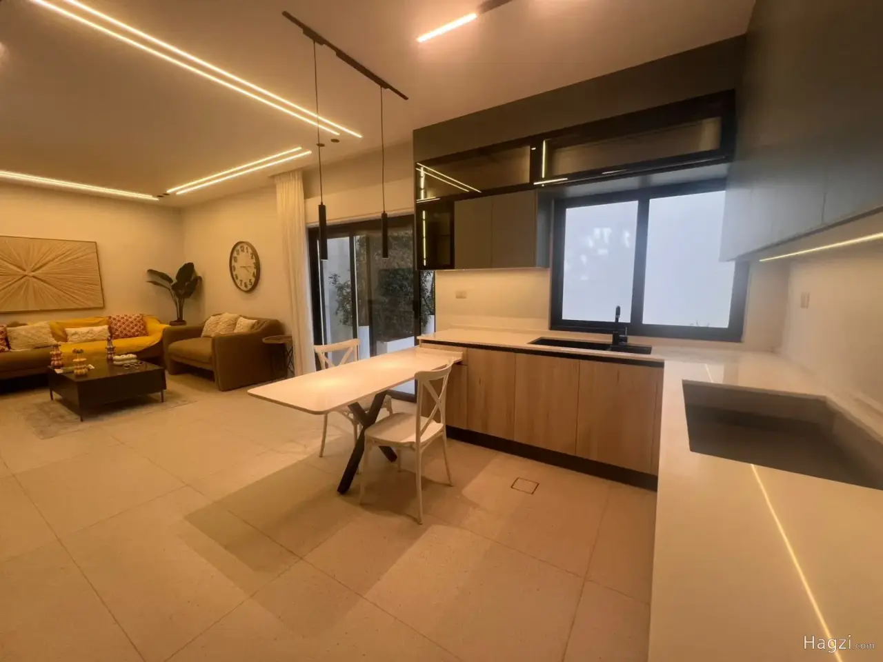Fully Furnished 2-Bedroom Semi-Ground Apartment for Rent #10514