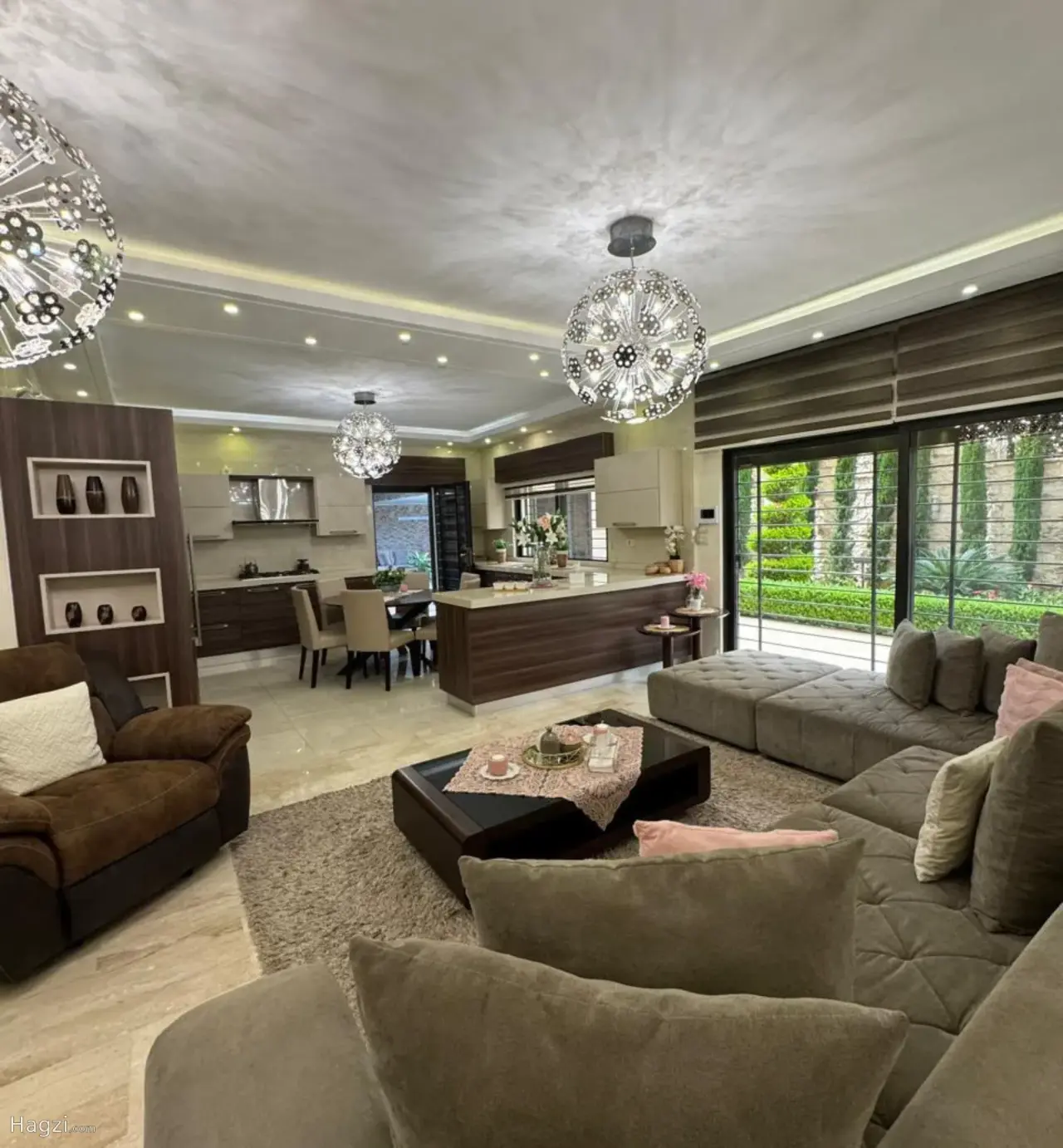 Luxurious Ground-Floor Apartment with Private Garden in Dahiet Al-Araz #10448
