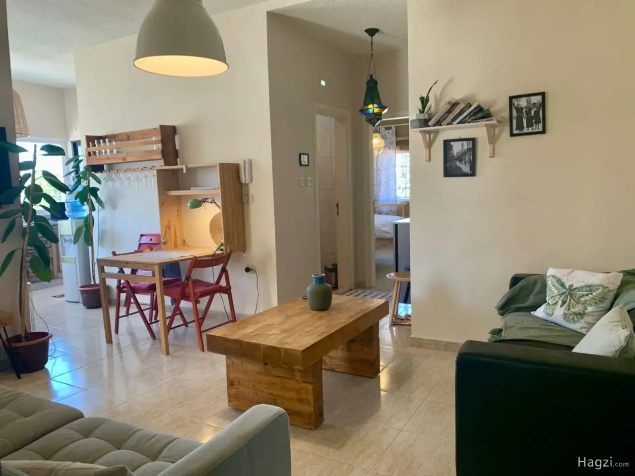 Charming 2-Bedroom Apartment in Al Weibdeh #10372