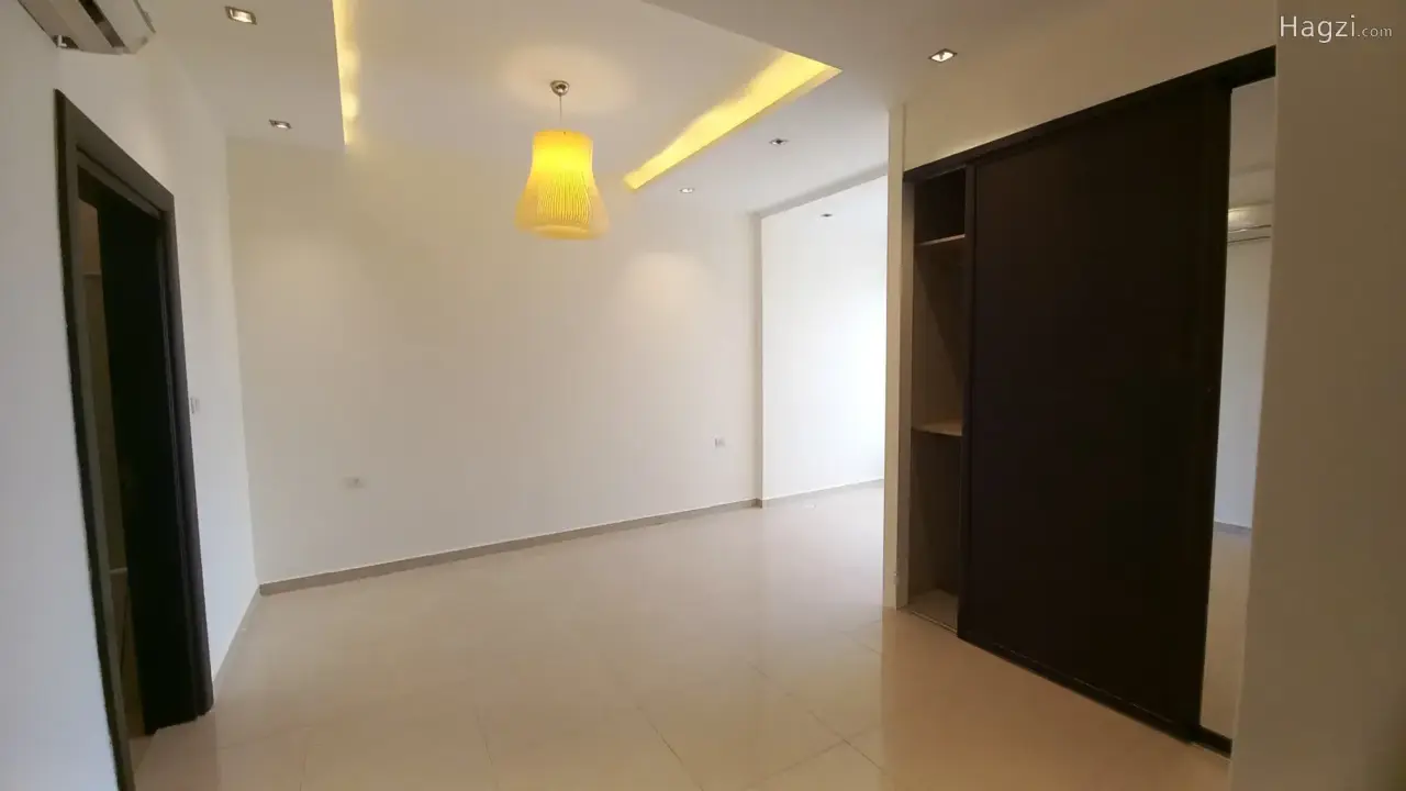 الصورة 8 من 12