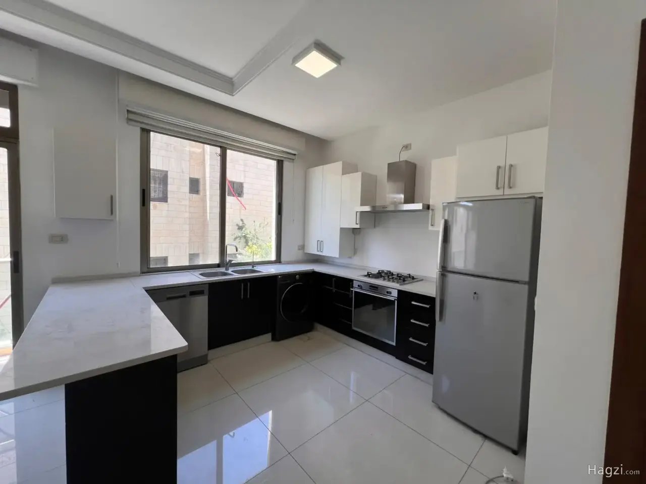 Three bedroom apartment for rent #9864