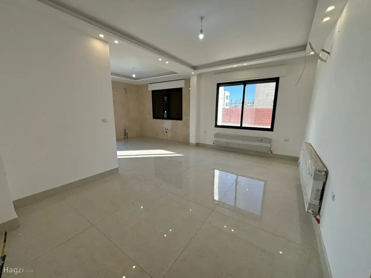 الصورة 2 من 12