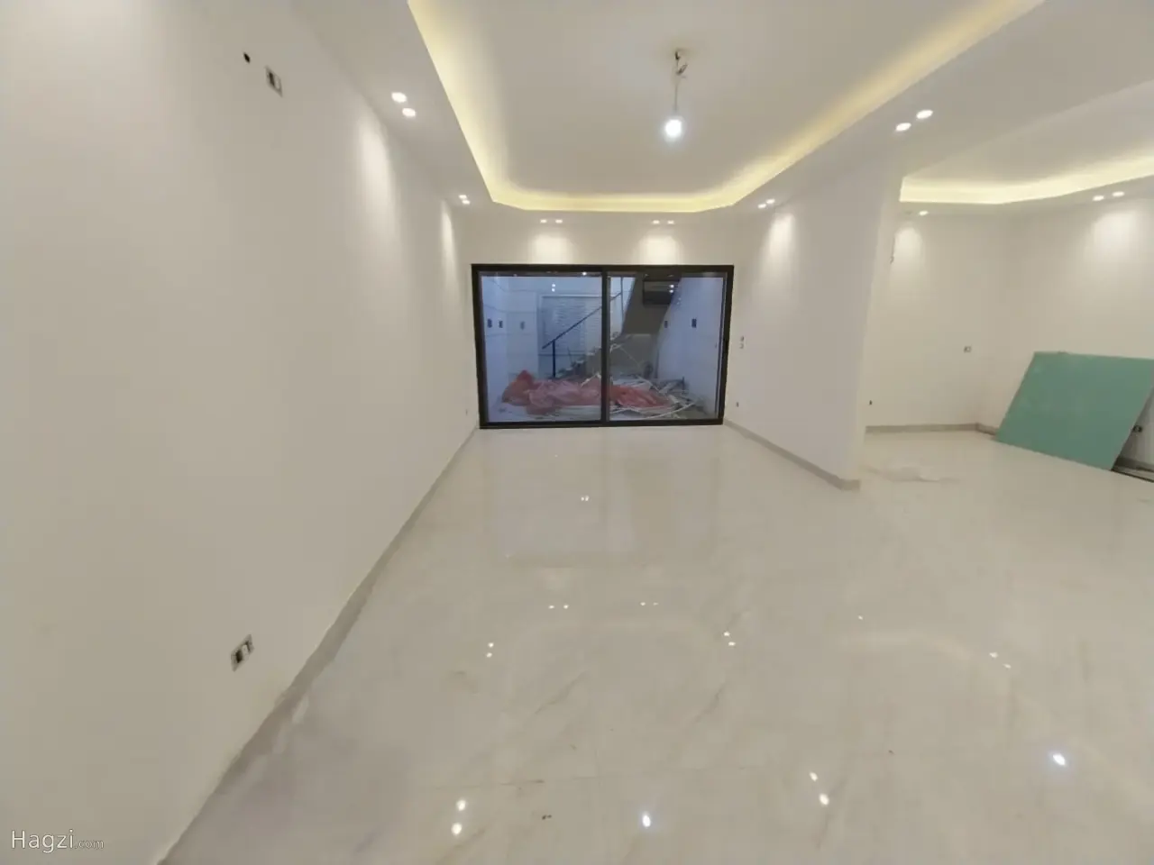 Unfurnished apartment for sale #5218
