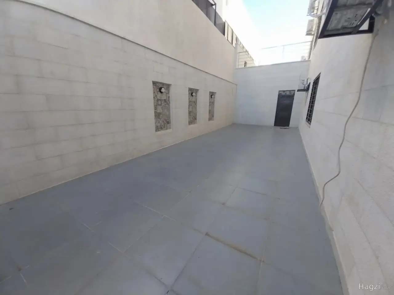 Unfurnished apartment for sale #5142