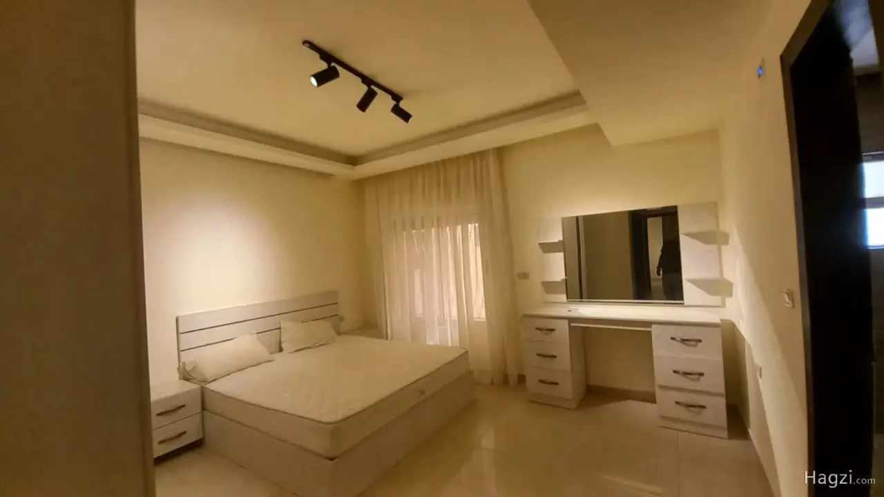 الصورة 4 من 9