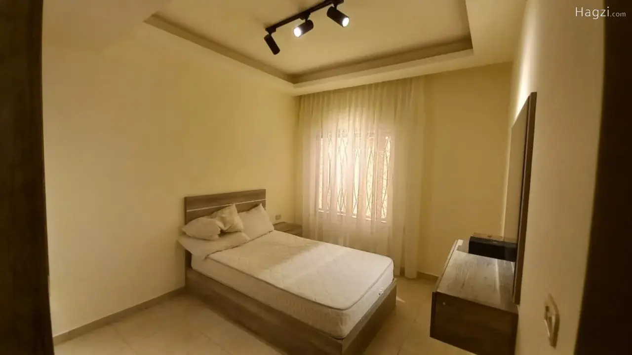 الصورة 2 من 9