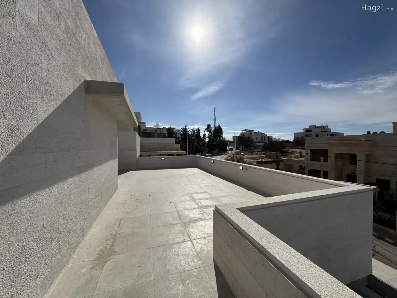 الصورة 12 من 12