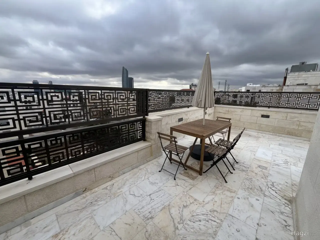 2 Bedroom Rooftop for rent #4476
