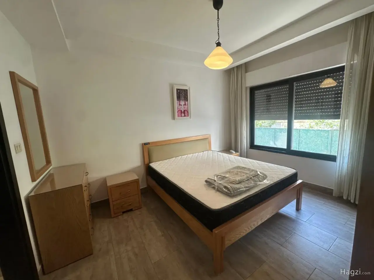 Photograph 5 of 8