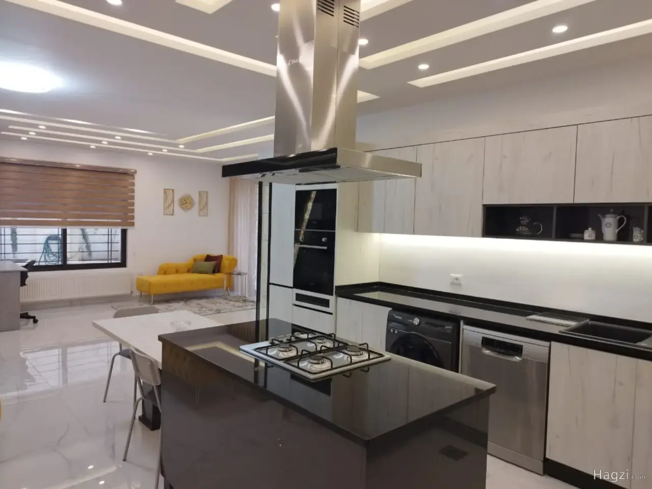 الصورة 12 من 12