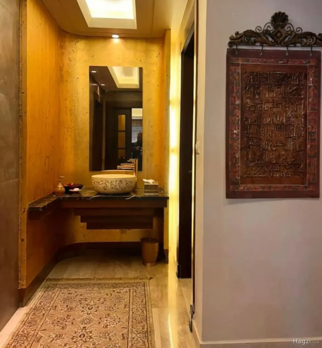 Photograph 2 of 12