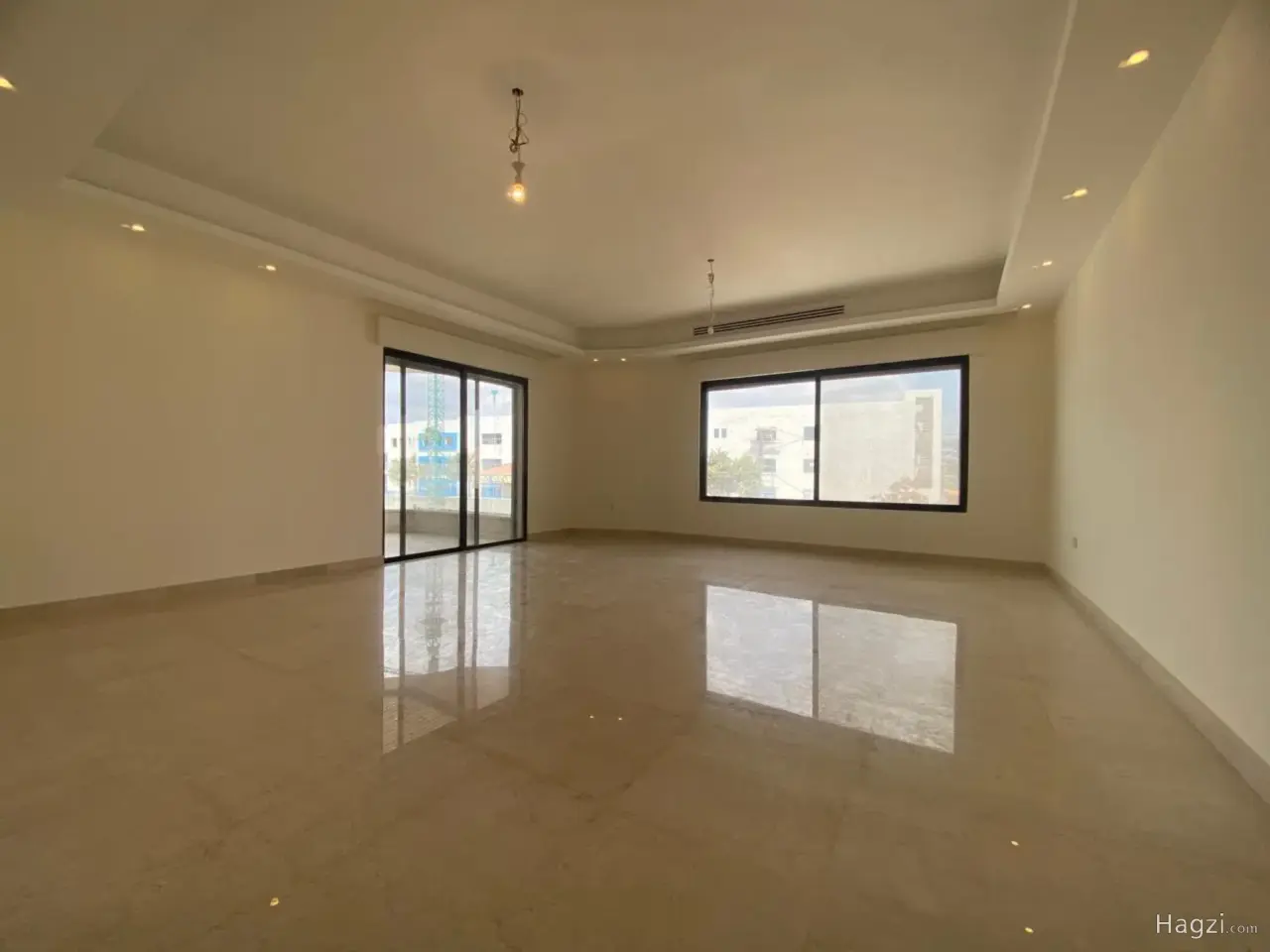 الصورة 3 من 12