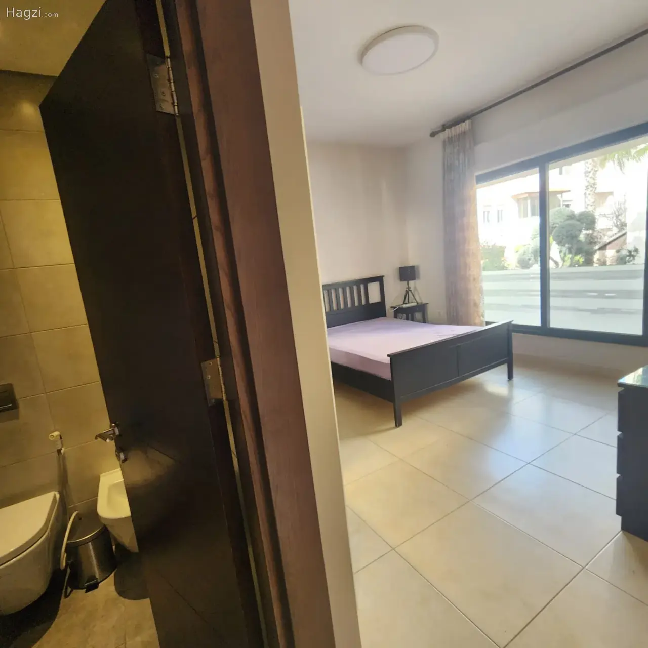 Photograph 7 of 12