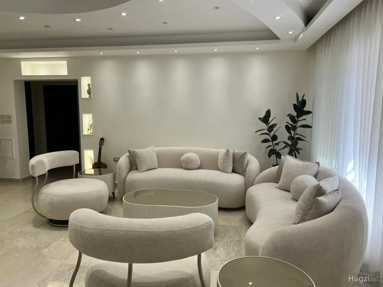 الصورة 2 من 9