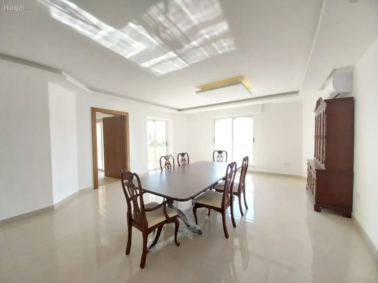 Not Furnished Apartment to Rent 450sqm