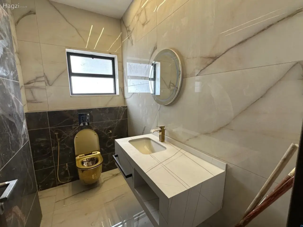 Apartment for Sale in Deir Ghbar #4038
