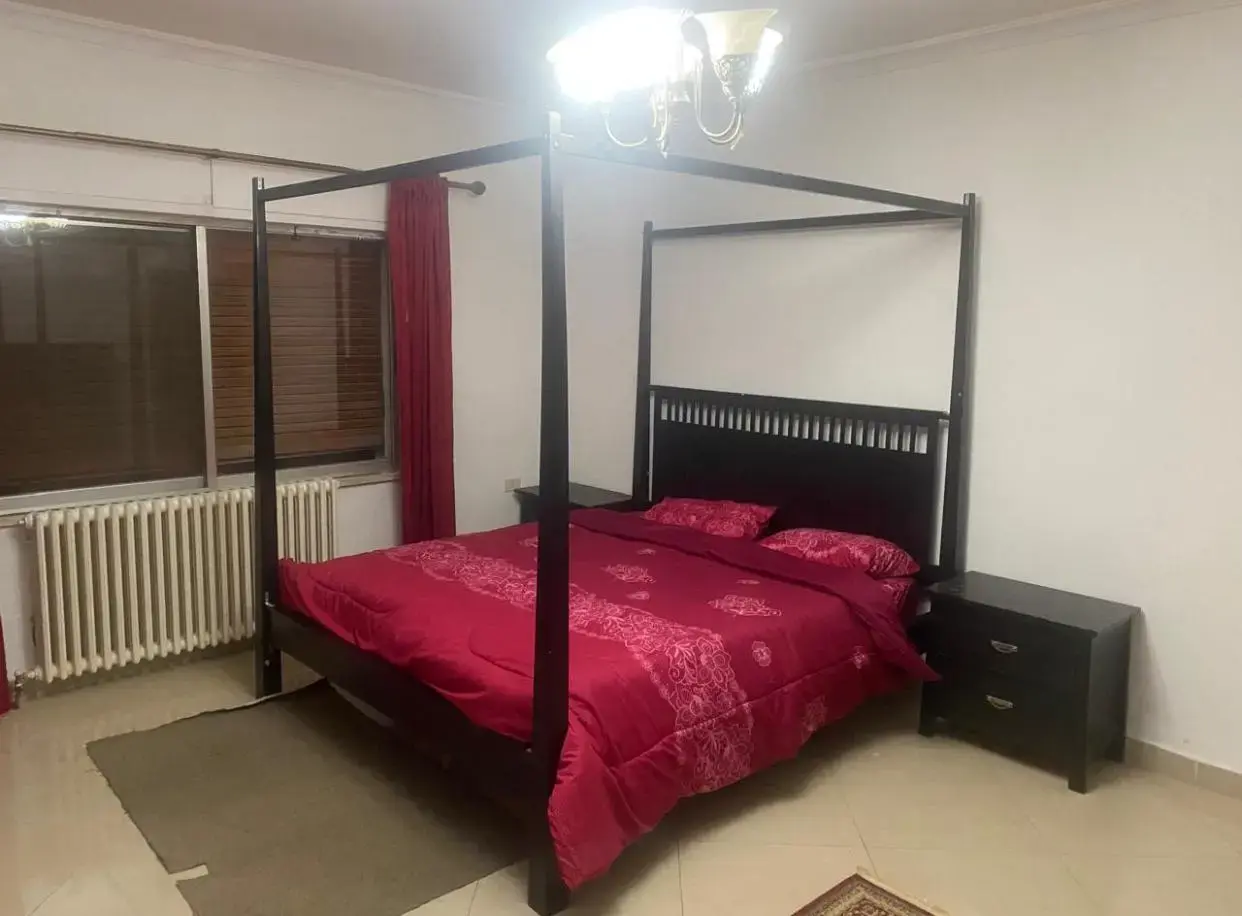 Apartment for rent in Gardens Street – photo 3