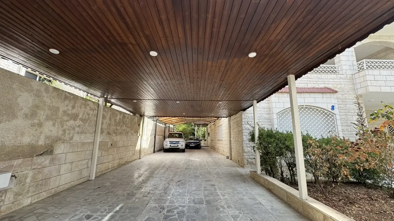 فيلا للبيع في الجبيهة – صورة 2