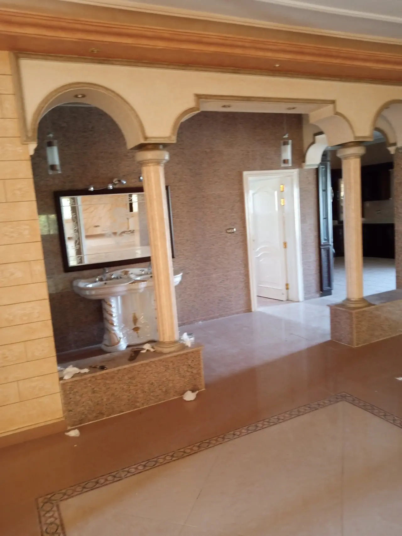 Villa for rent in Airport Road – photo 5