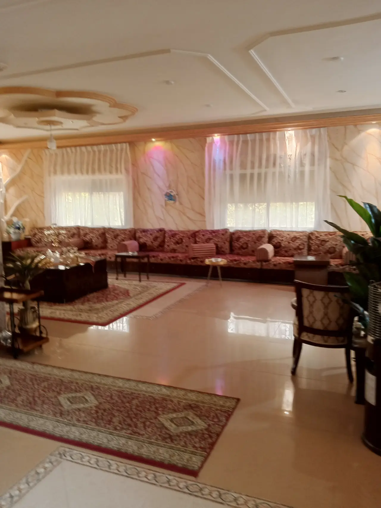 Villa for rent in Airport Road – photo 2