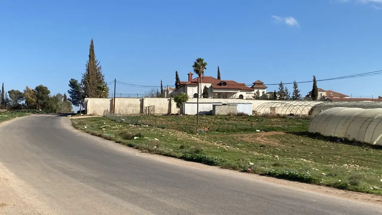 Land for sale in Al Taneeb – photo 10