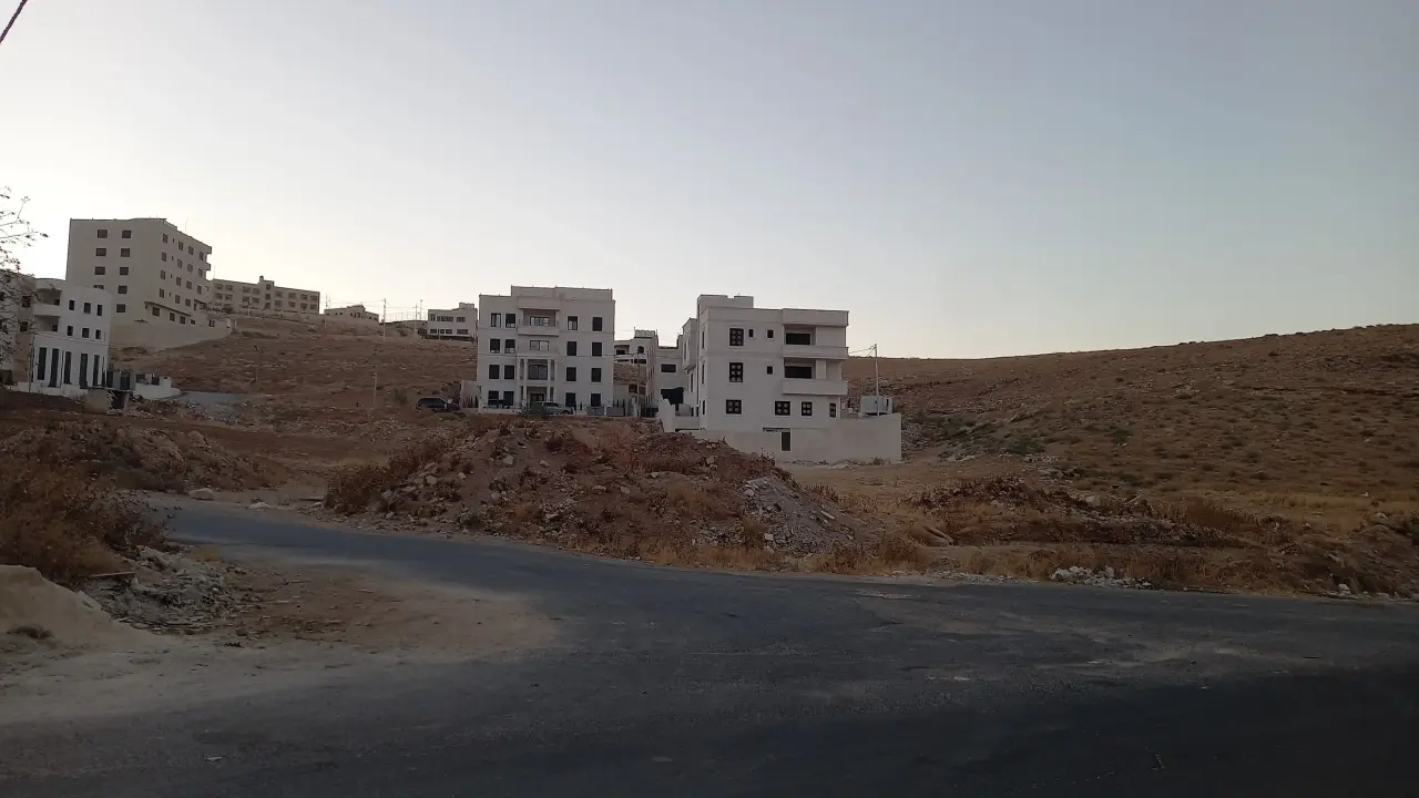 Elevated 506 m² plot with building permit for sale in Ein Rabat, Tabarbour