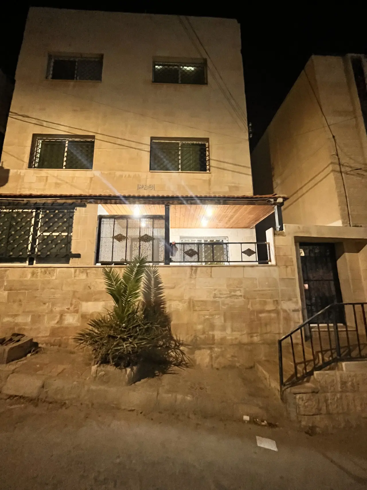 شقة للبيع في Jabal Tareq – صورة 7