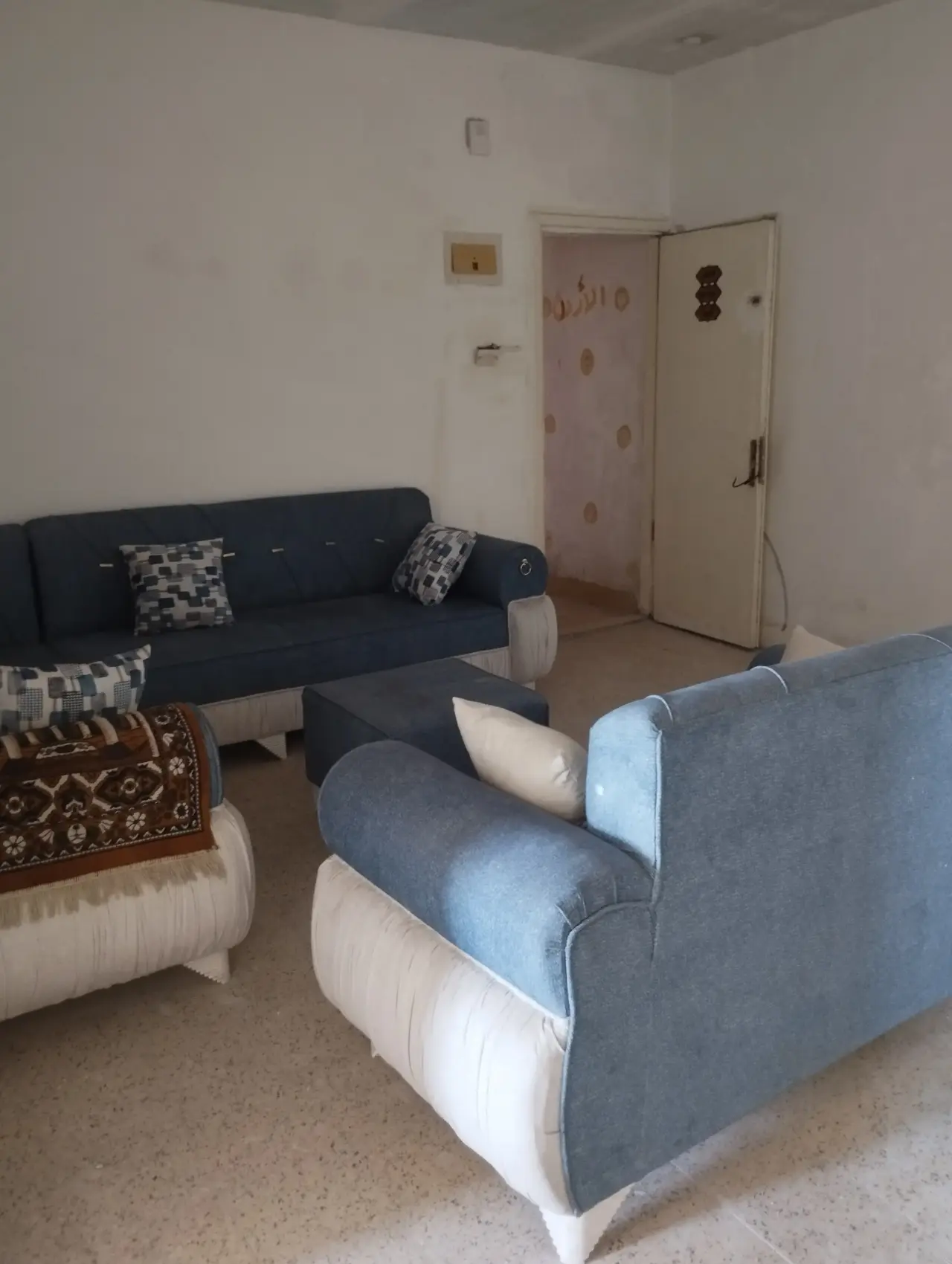 Zarqa flat near Al Wafa triangle, 83 m², ready to move in, cash or instalments