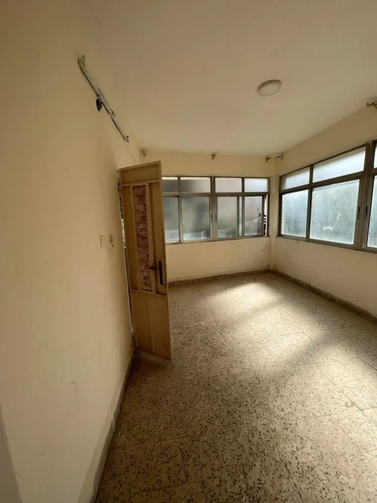 Apartment for sale in Al Mshairfeh – photo 2