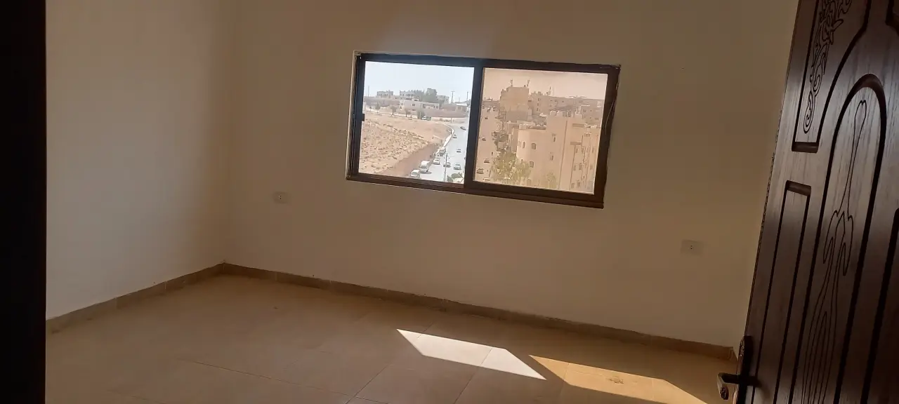 شقة ديلوكس جديدة 115 م² للبيع في القادسية، الرصيفة، خلف مستشفى فيصل
