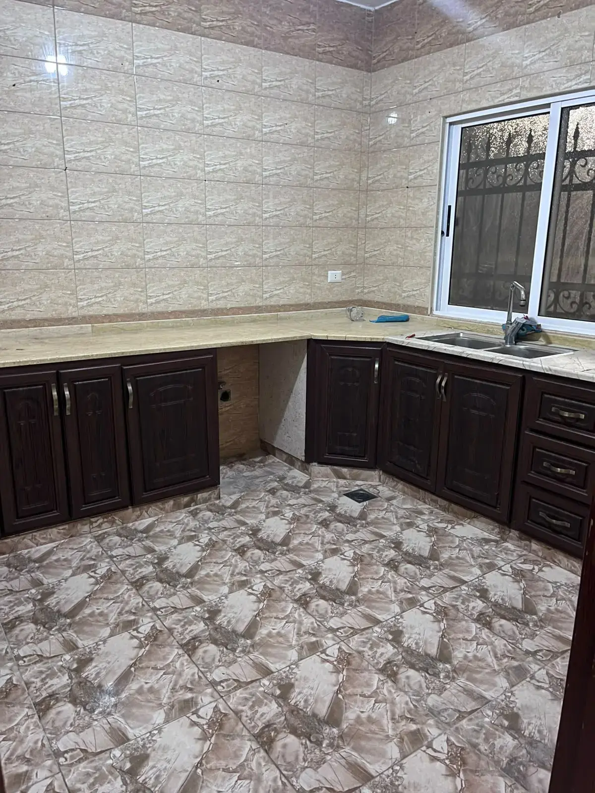 Apartment for rent in Al Zawahra – photo 6
