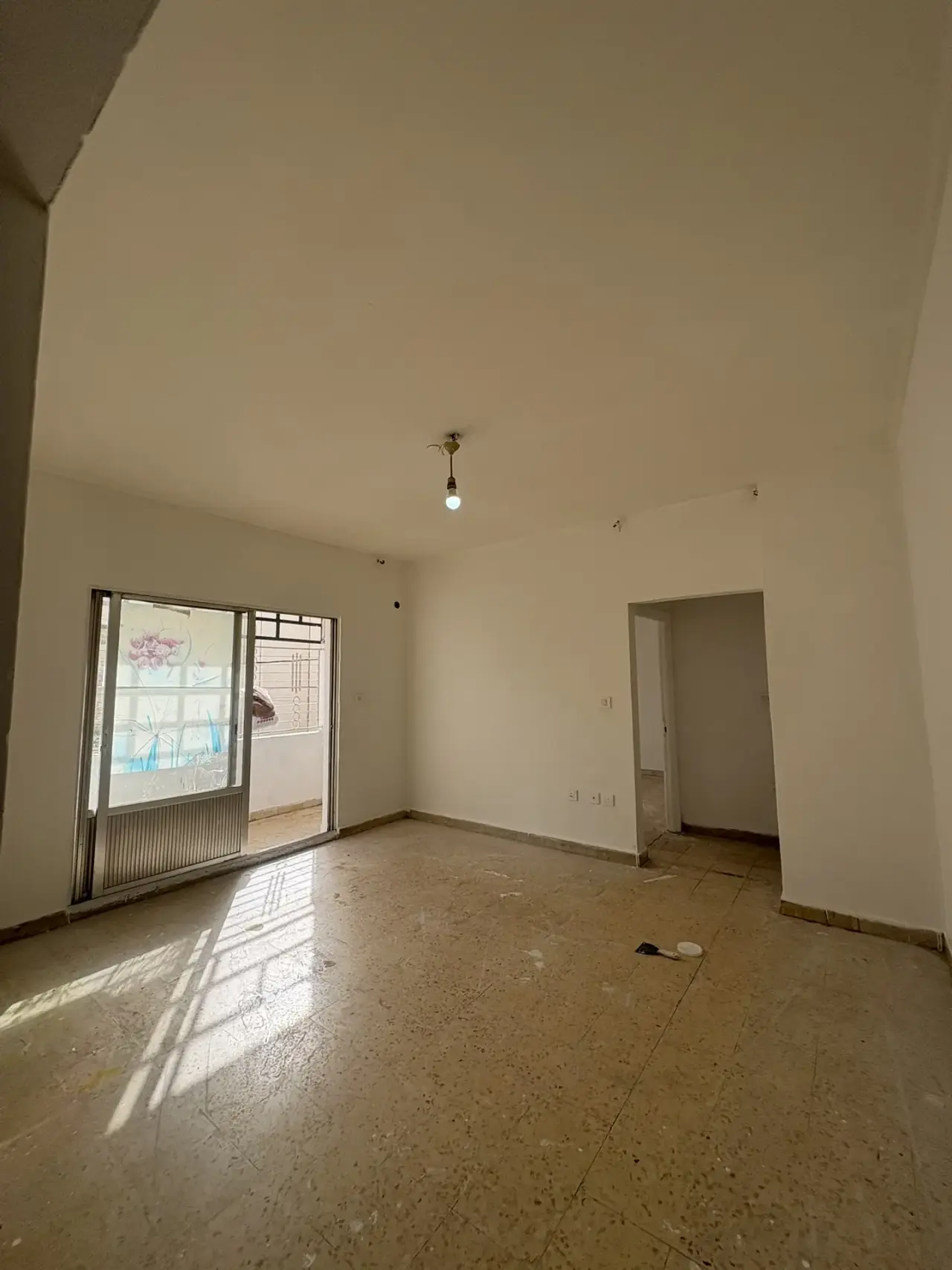 3-bedroom apartment for rent near Al Batrawi roundabout, Zarqa