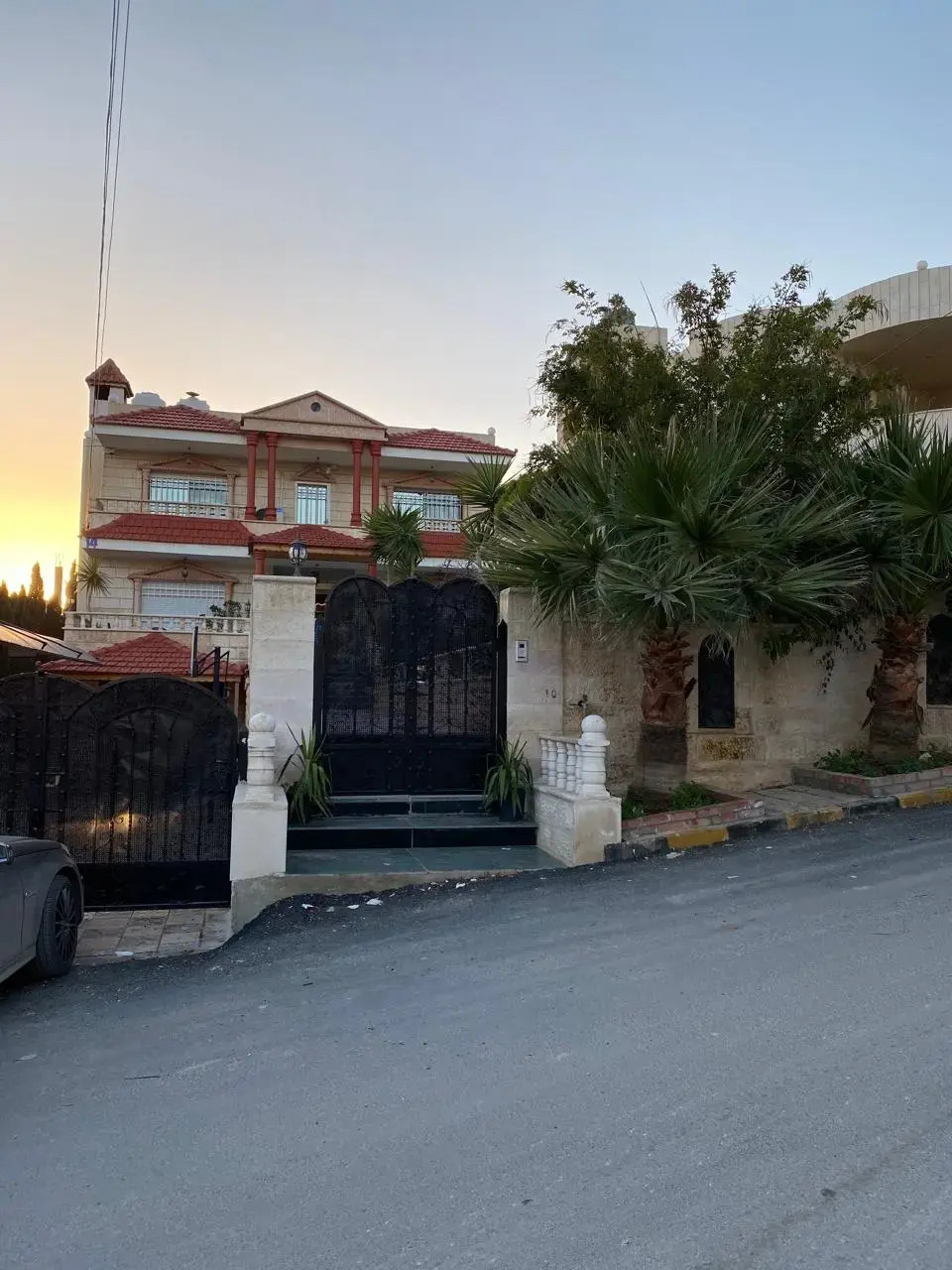 فيلا للبيع في Al-Qadisyeh - Rusaifeh – صورة 2