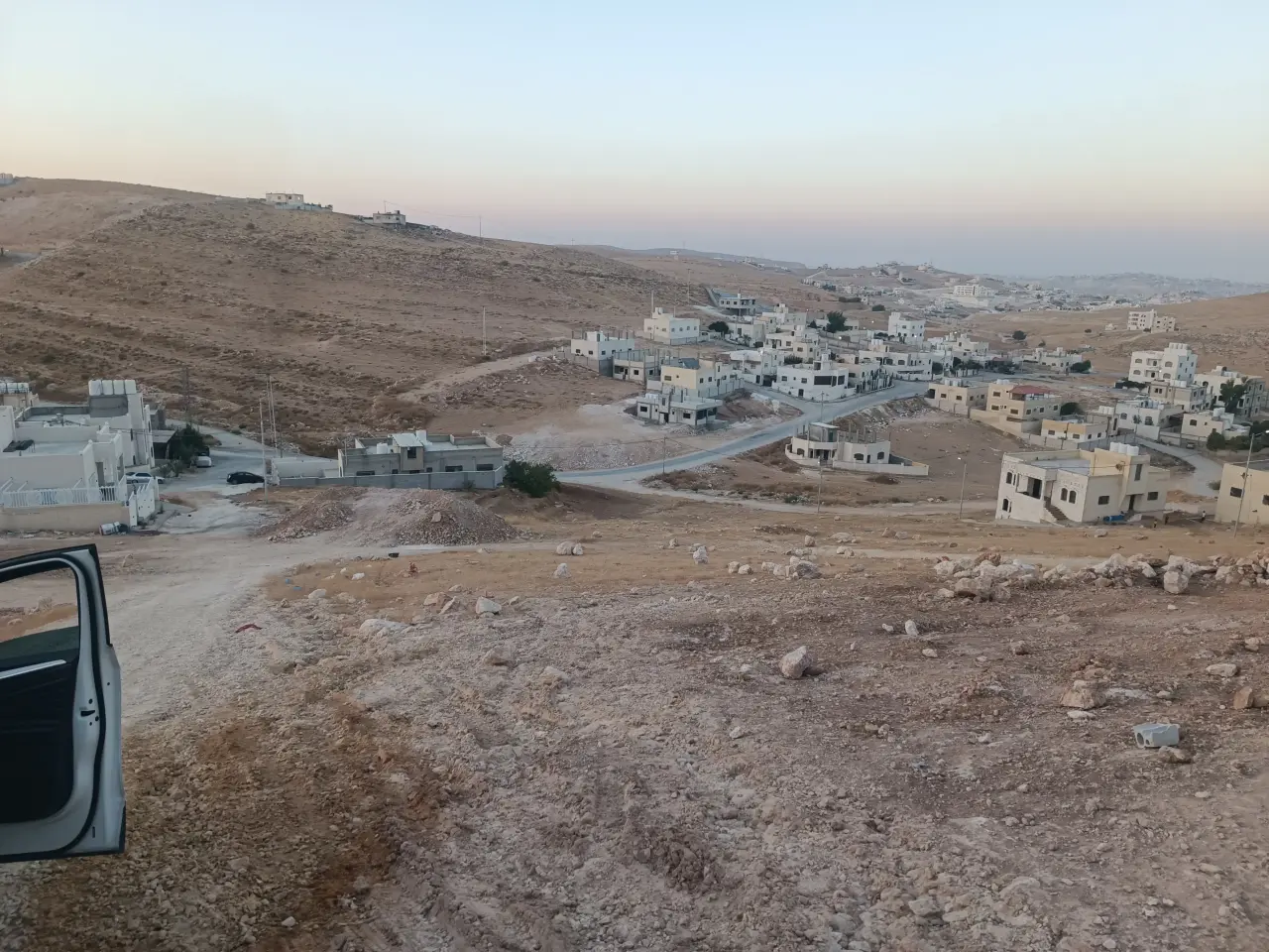 352 m² residential plot in Graiba (Jofet Thiab) on two 12 m streets