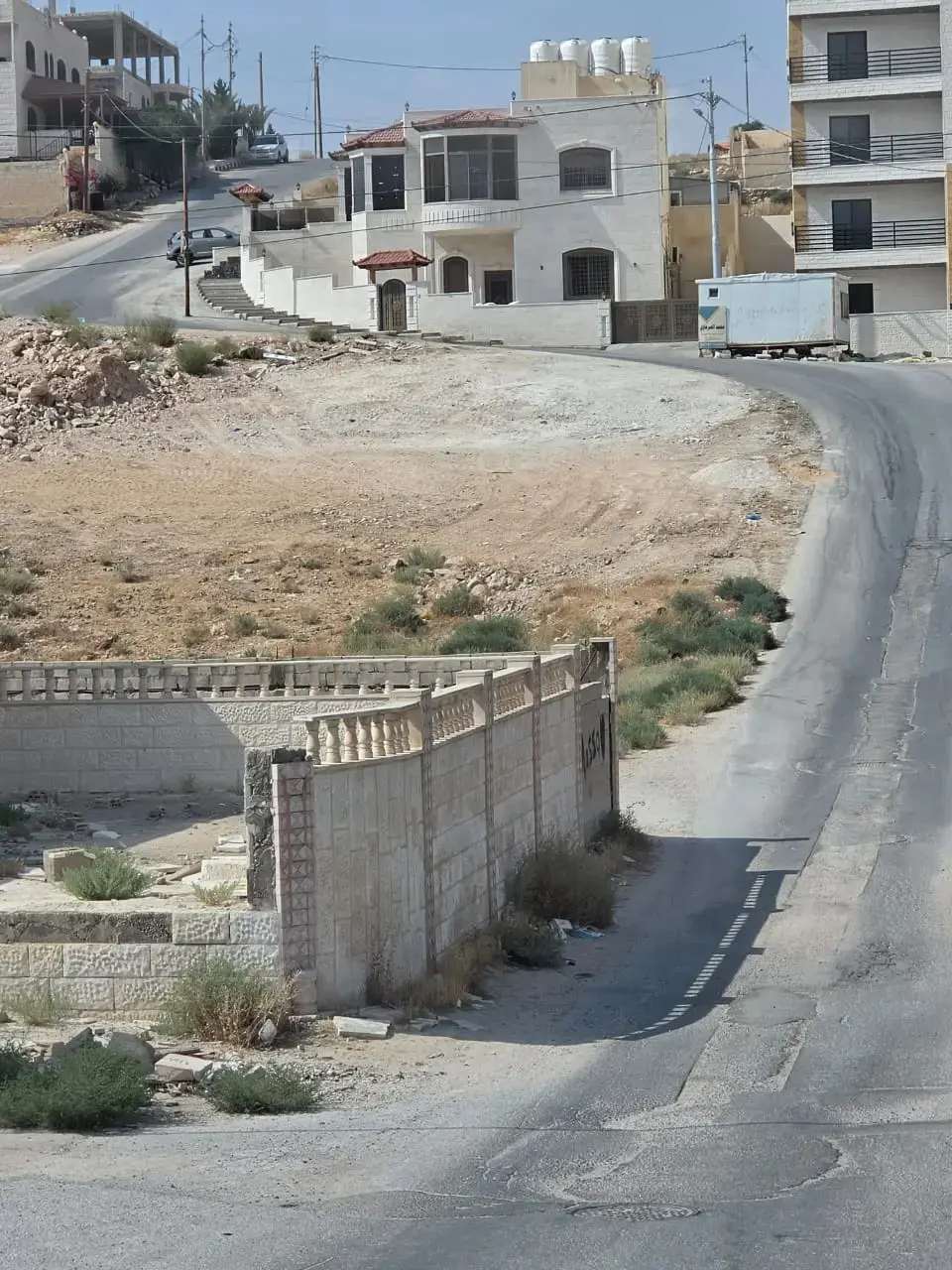 أرض سكنية 542 م² على شارعين في إسكان البتراوي