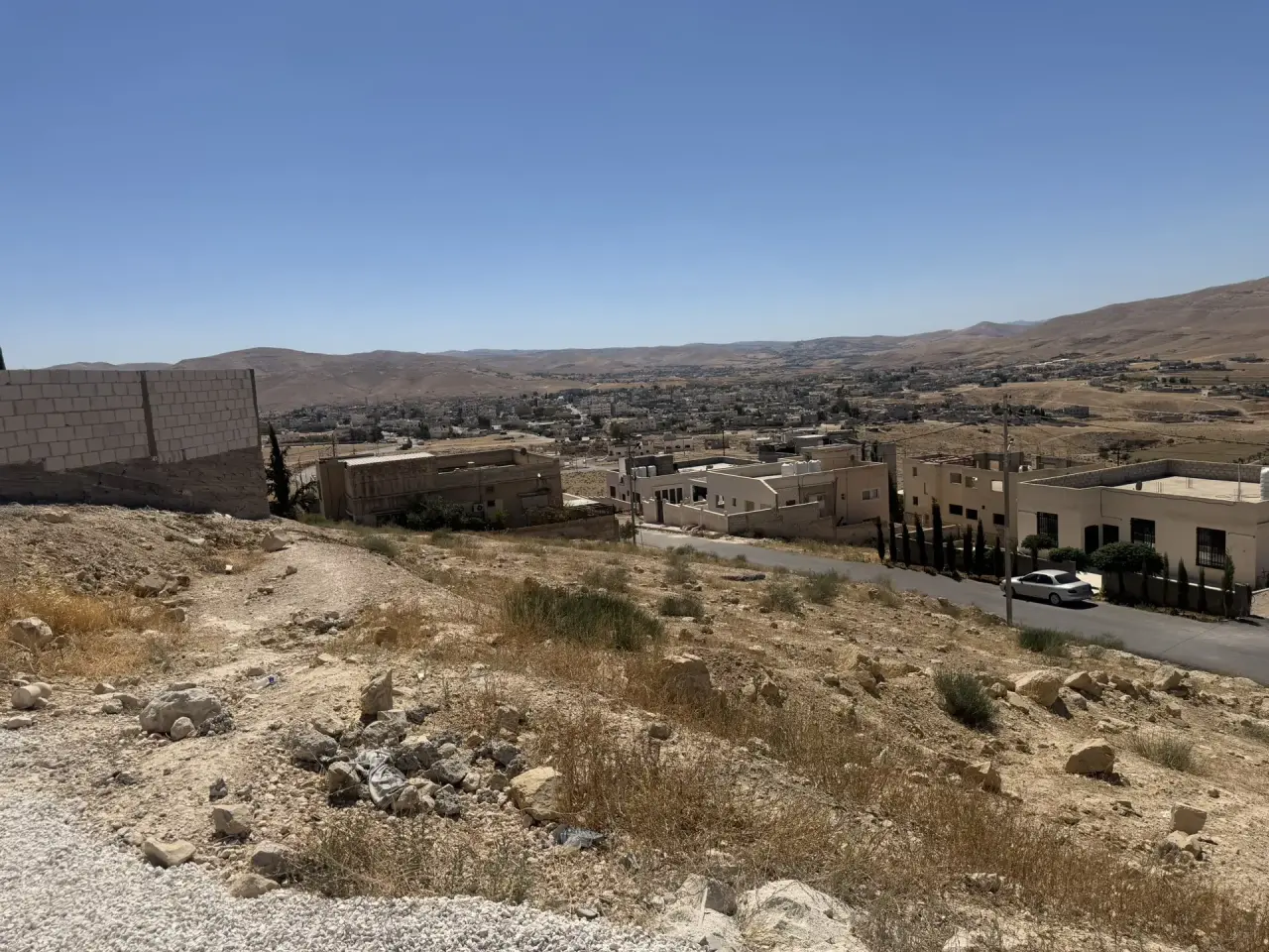 Land for sale in Al Sukhneh – photo 4