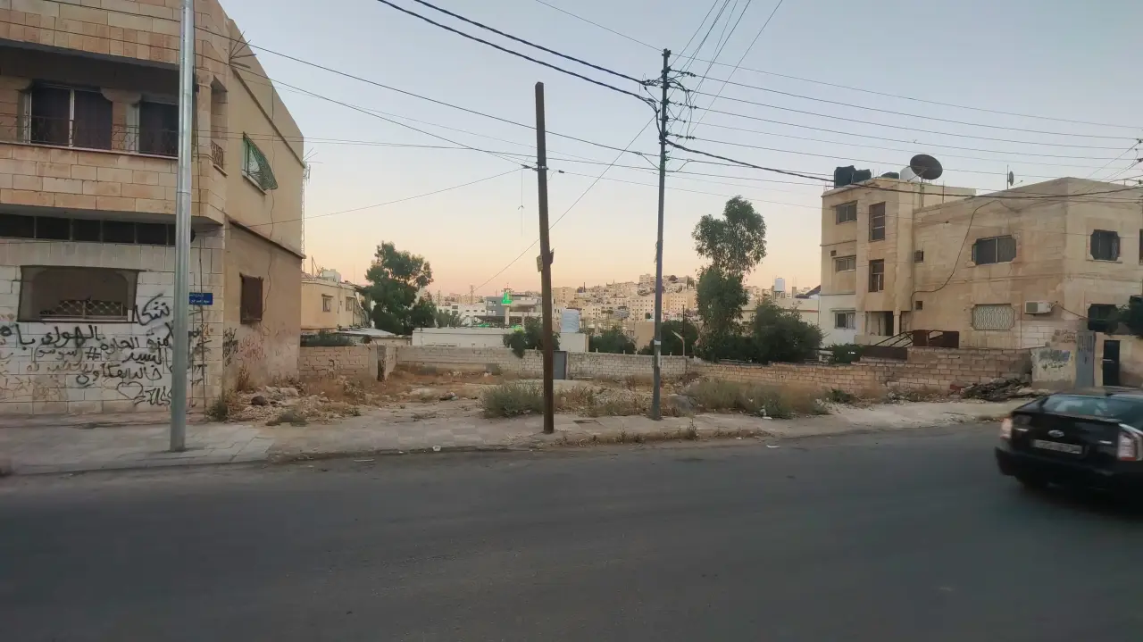 Land for sale in Al Zawahra – photo 4