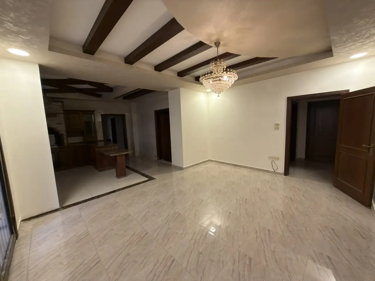 Apartment for sale in Al Rahebat Al Wardiah – photo 2