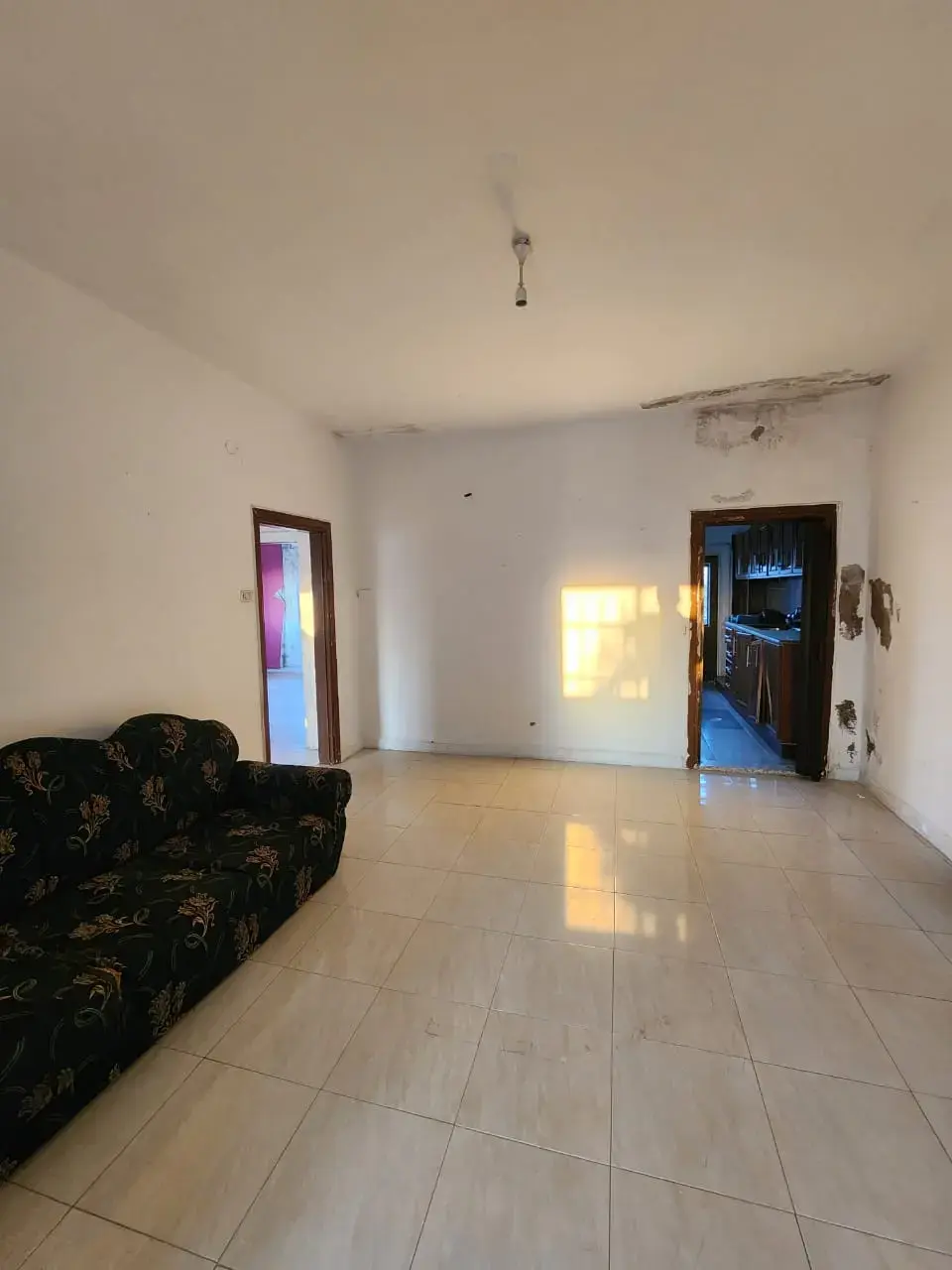 150 m² 3-bedroom apartment with 40 m² yard and great view near Sahara Circle