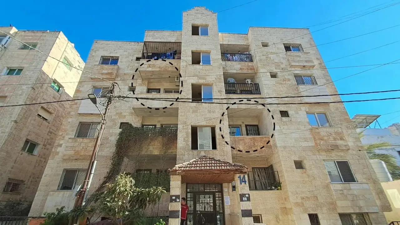 في مجمع الشيخ خليل، شقة جاهزة 90 م² بثلاث غرف نوم في عمارة مكسوة بالحجر