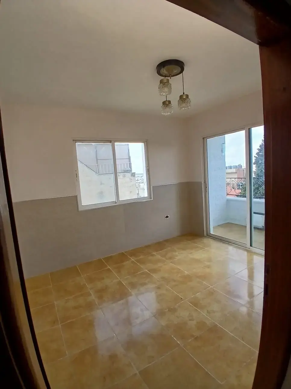 Apartment for rent in University Street – photo 2