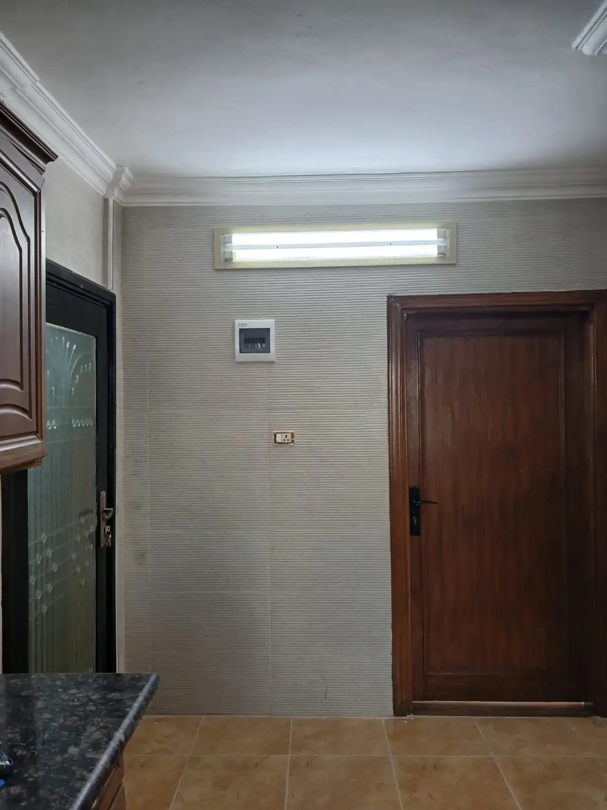 Apartment for rent in University Street – photo 13