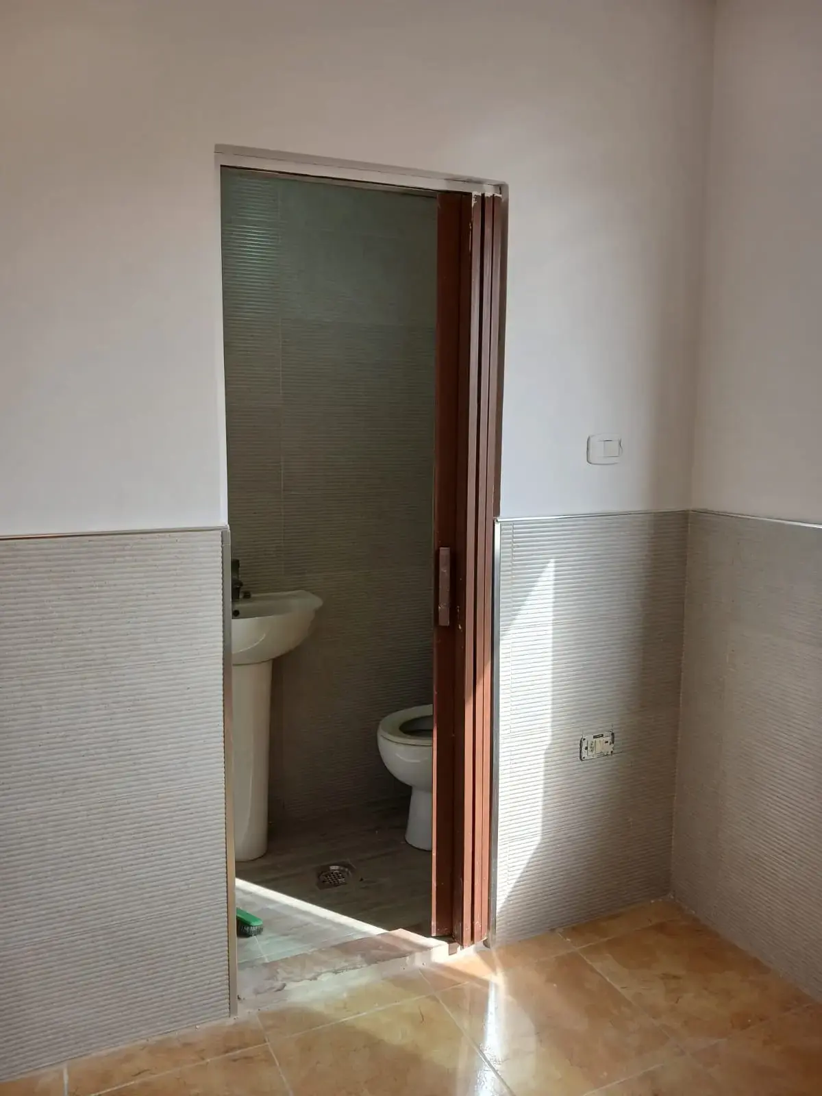 Apartment for rent in University Street – photo 19