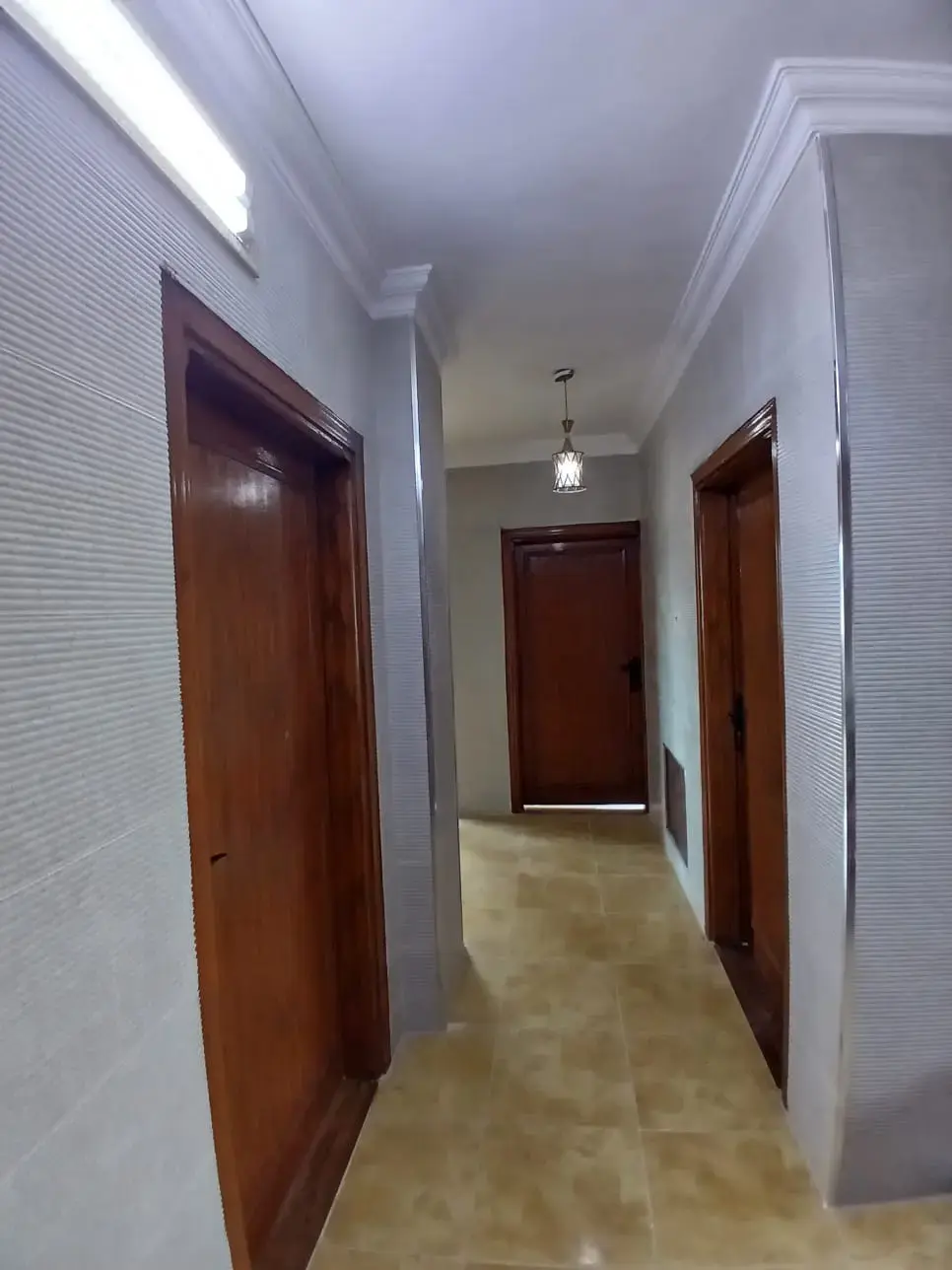 Apartment for rent in University Street – photo 9
