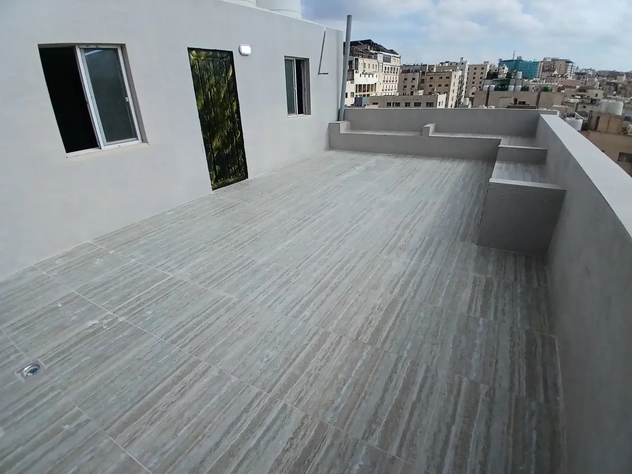 Apartment for rent in University Street – photo 8