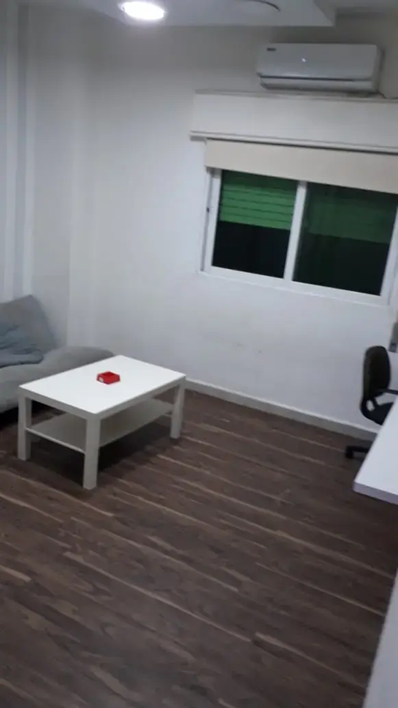 Student studio, furnished, 50 m² on University Street opposite Sidra Hotel